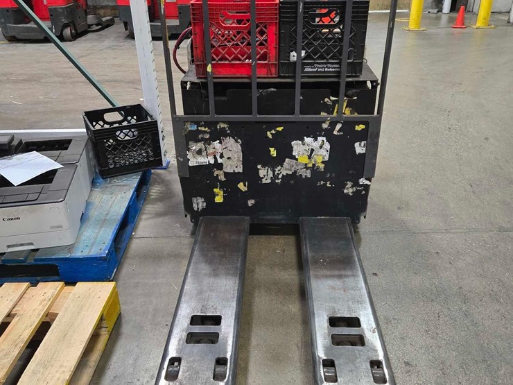 2018-crown-pe4500-60-image-6