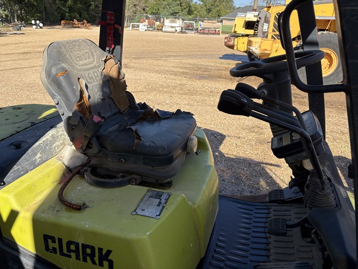 #2598-•-clark-c35-forklift-|-parts/repairs-image-14