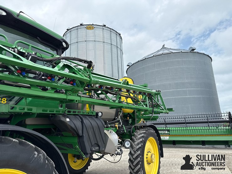 2014-john-deere-r4038-image-15