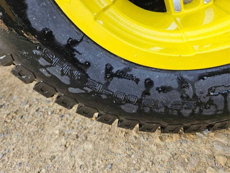 john-deere-x730-image-30