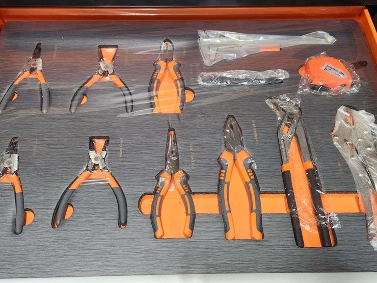 (assembled)-wheeled-tool-cabinet,-16-drawers,-492pc-tools-(orange-&-black)-image-3