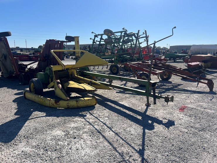 john-deere-3800-image-1