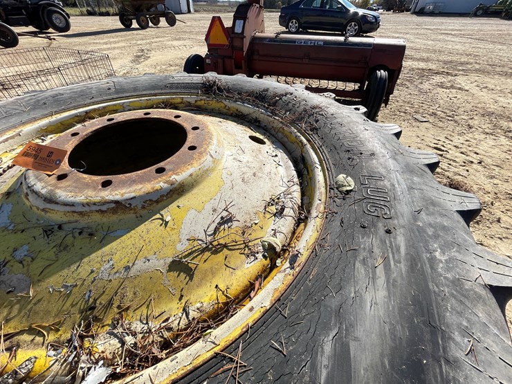 #5945-•-(2)-titan-18.4-38-bolt-on-duals-image-7