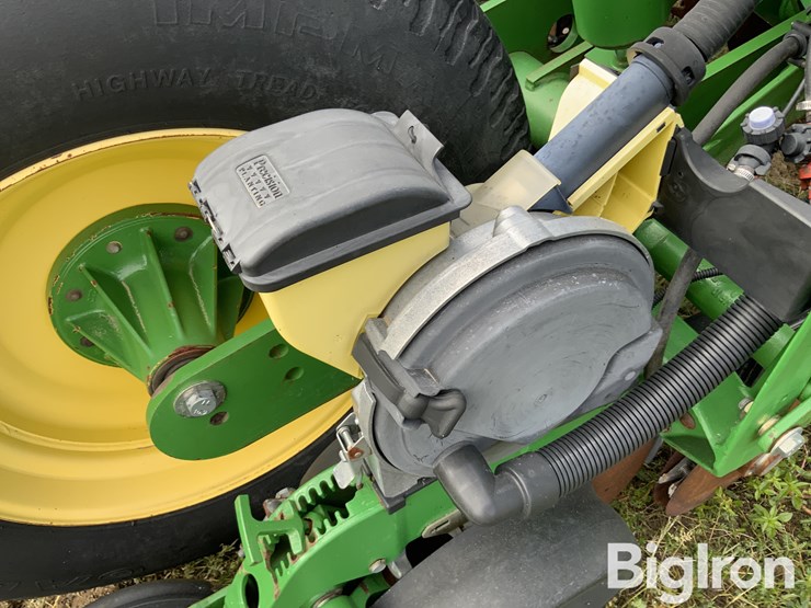 john-deere-1770nt-image-15