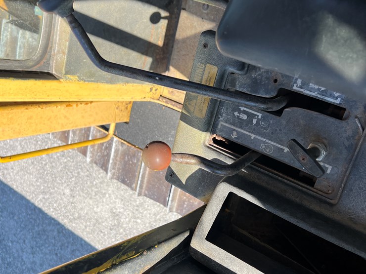 john-deere-850-image-17