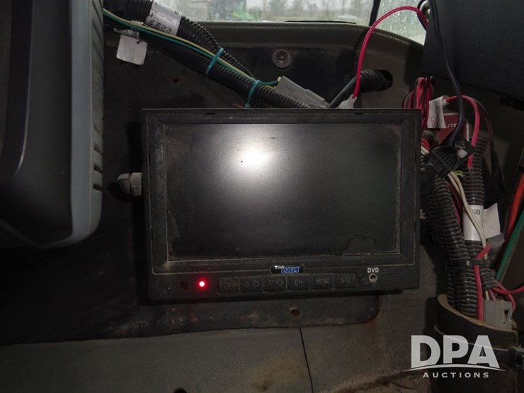 2000-new-leader-l3220-g4-image-66