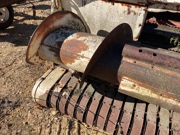 #5920-•-heston-chopper-with-hay-head-image-32