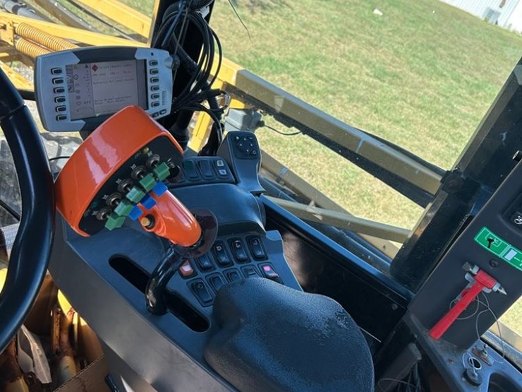 2012-ag-chem-rg1100-image-12