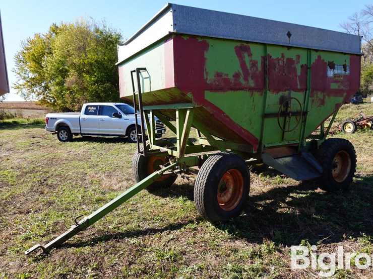 john-deere-1075-image-1