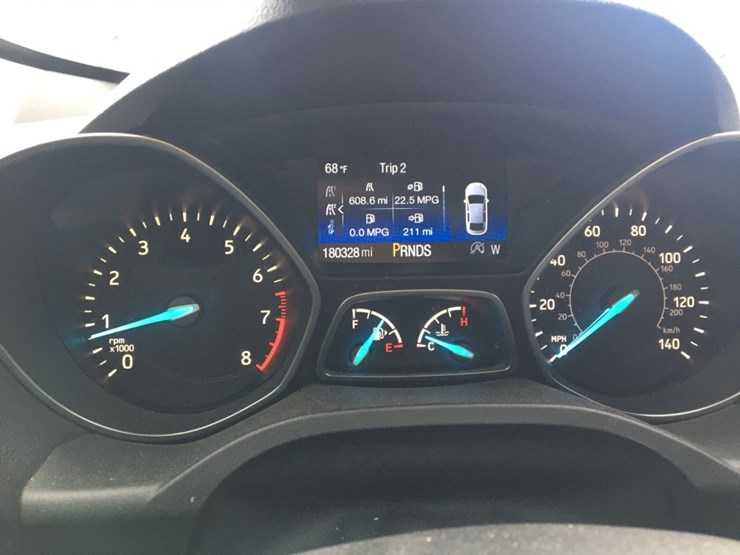 2017-ford-escape-se-image-6