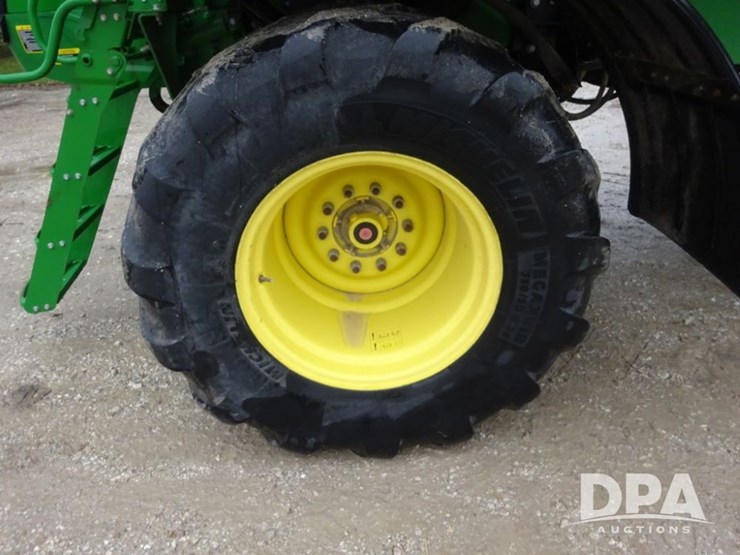 2018-john-deere-f4365-image-41