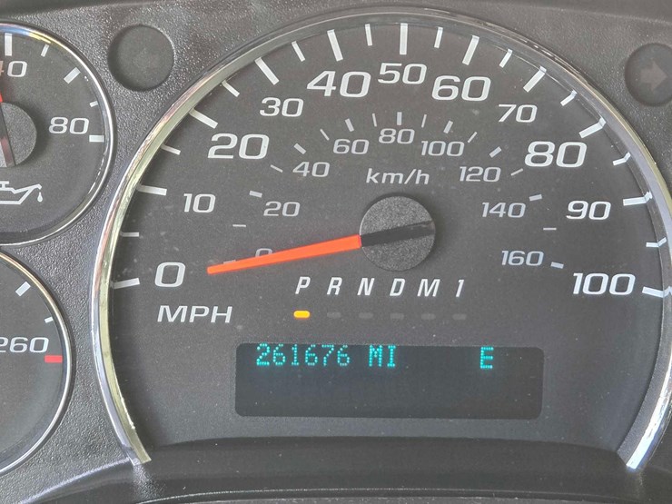 2017-chevrolet-express-g3500-image-7