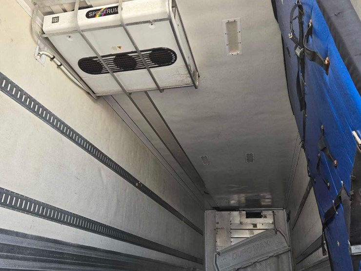 2012-great-dane-trailer-image-4