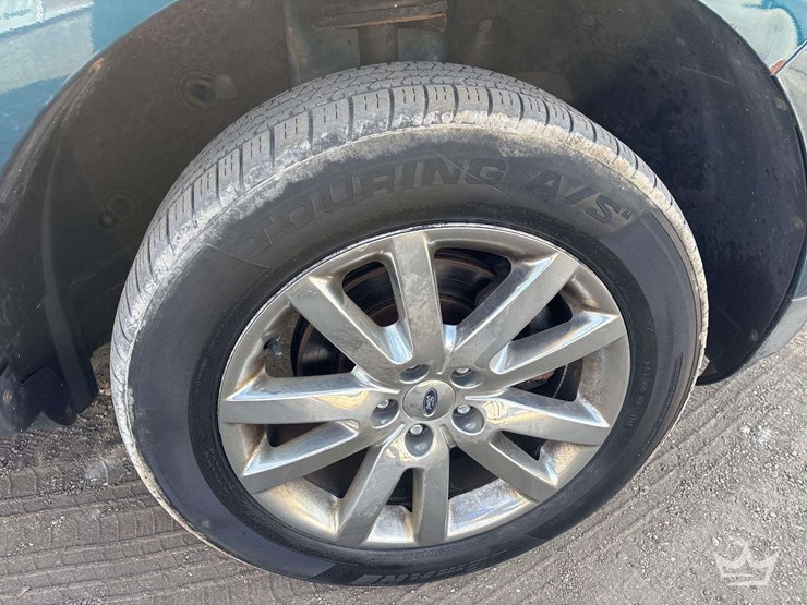 2011-ford-edge-image-28