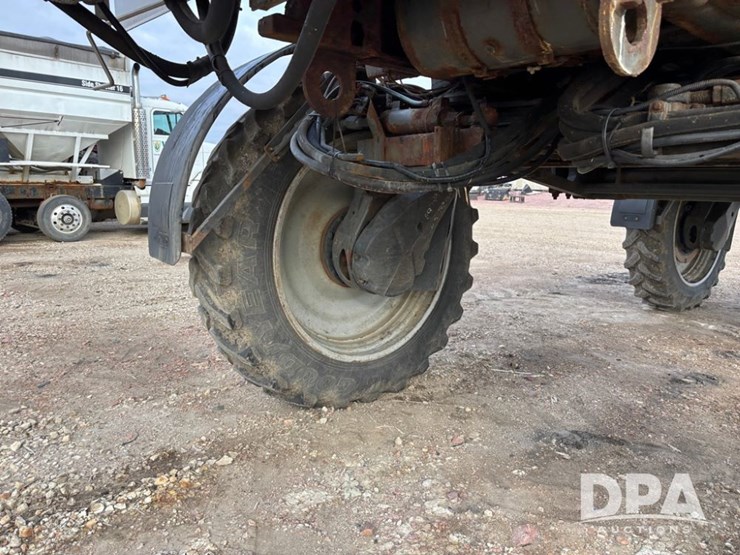 2014-ag-chem-rg1100-image-40