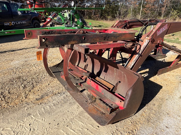 #5937-•-leon-front-end-loader-image-7