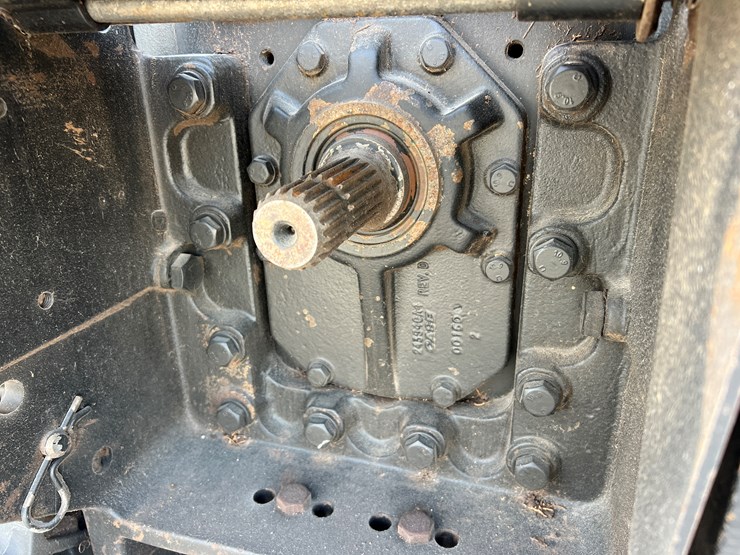 2001-case-ih-mx240-image-9