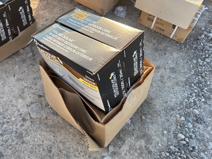 #26192-•-lot-of-(2)-southwire-polar/solar-100’-extension-cord-image-2