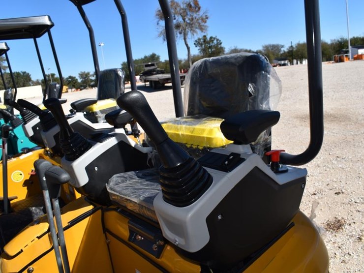 cfg-qk18r-mini-excavator-(serial-#-qk18r250904000008)-(k)-image-6