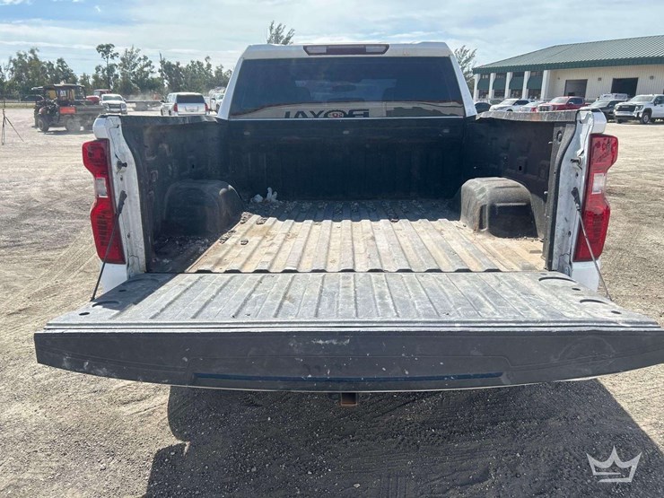 2021-chevrolet-silverado-image-29