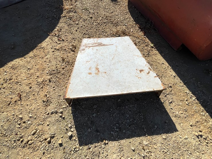 #5947-•-misc.-farm-related-items-image-8