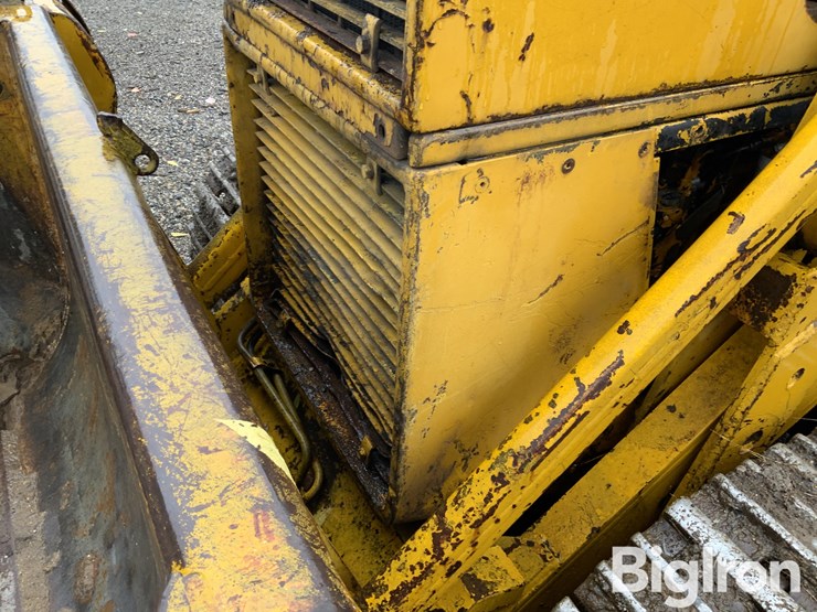 1975-massey-ferguson-mf400-image-16