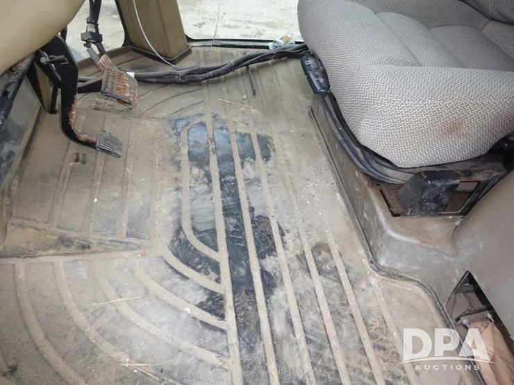 2009-case-ih-titan-3020-image-73