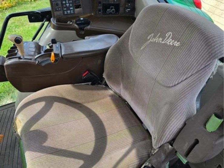 john-deere-7520-image-43