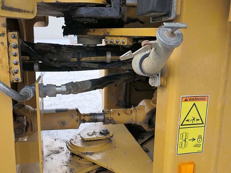 2014-caterpillar-924h-image-13