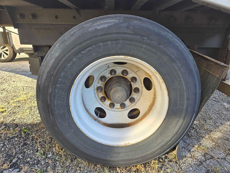 2015-great-dane-trailer-image-4