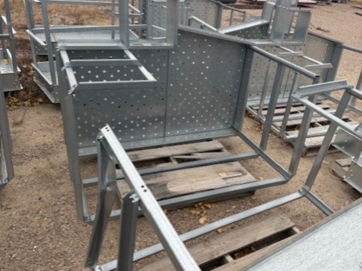 5-galvanized-platforms-(pd5315)-image-4