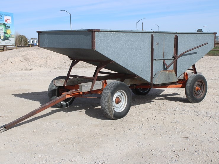 new-holland-180-image-20