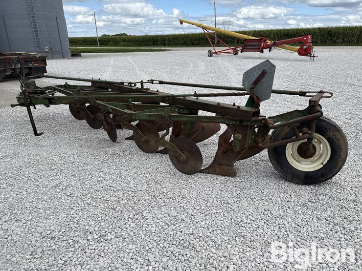 john-deere-5-image-7