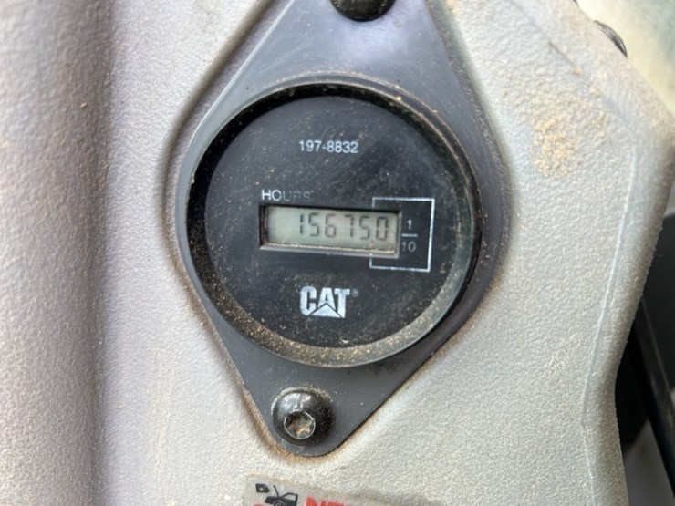 caterpillar-320c-image-43