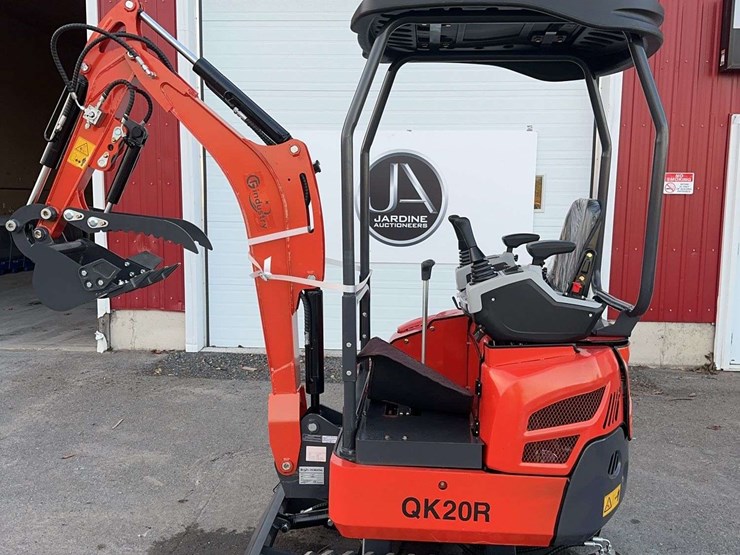 2025-cfg-qk20r-mini-excavator-image-8
