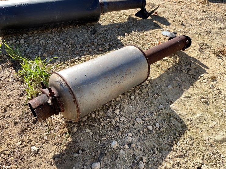 #5949-•-(2)-stanley-tractor-mufflers-image-9