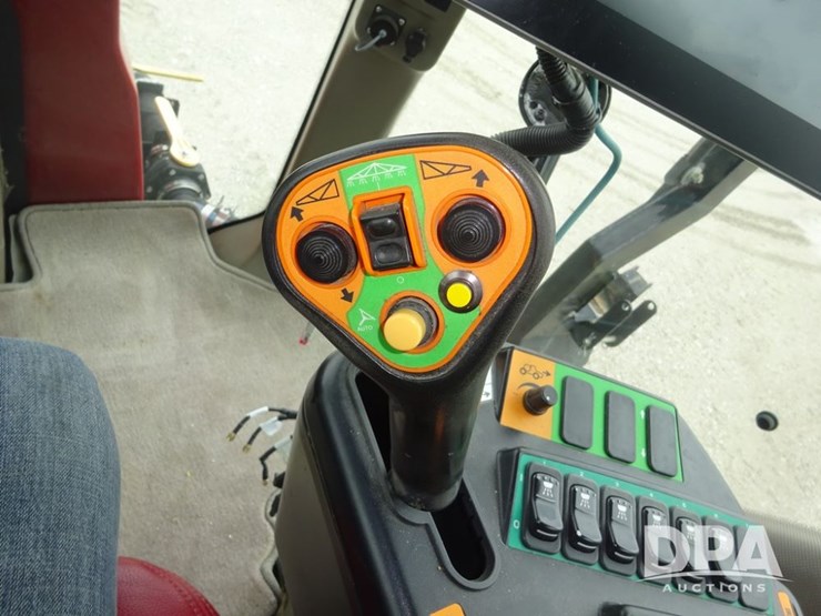 2019-case-ih-patriot-3340-image-119