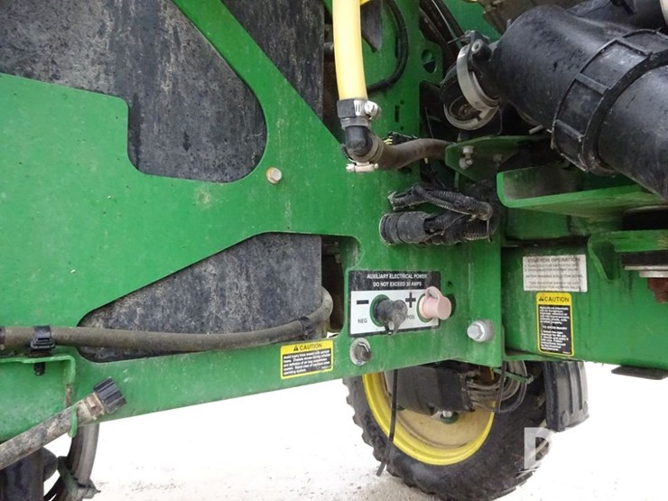 2017-john-deere-r4038-image-96