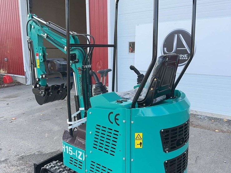 2025-agt-h15z-mini-excavator-image-7