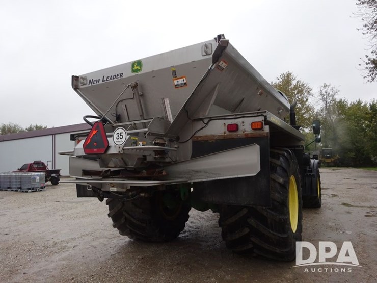 2018-john-deere-f4365-image-57