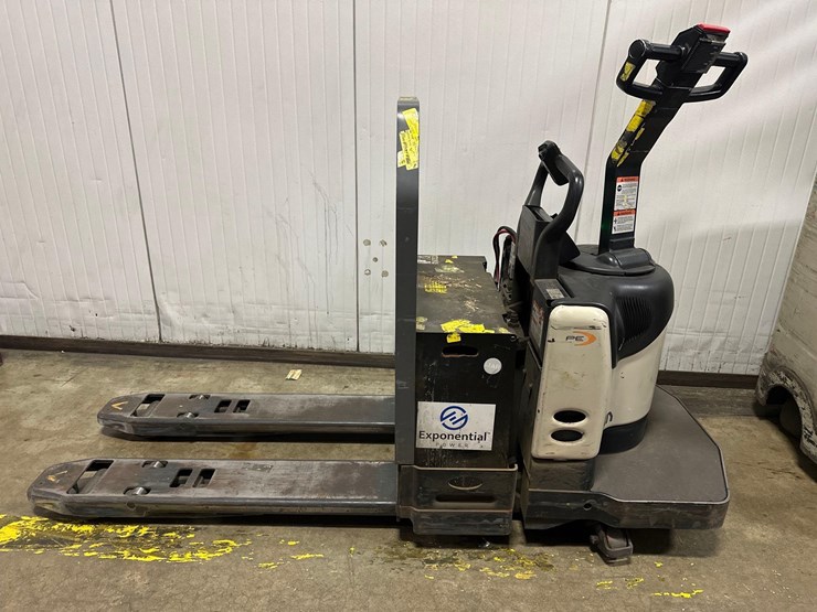 2017-crown-pe4500-60-image-1