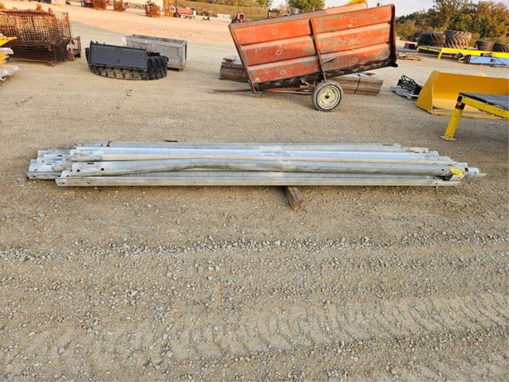 #3136-•-(16)-13'6"-guard-rails-image-10