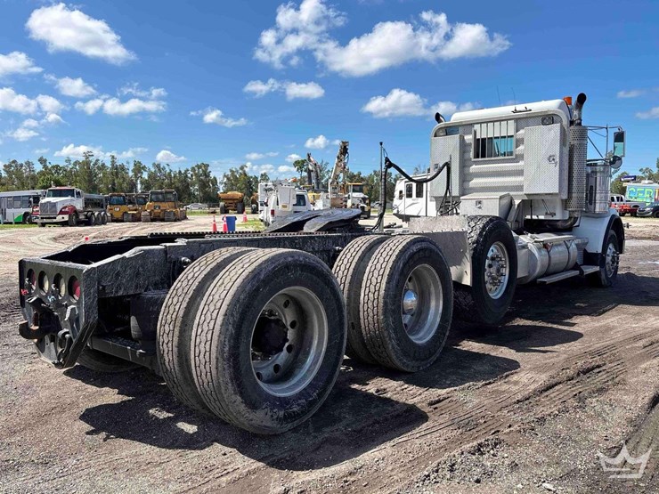 2007-kenworth-t800-image-3