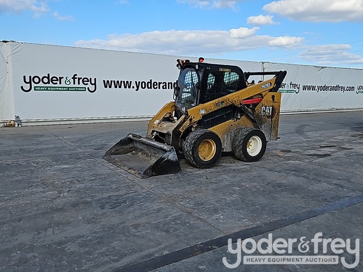 2019-caterpillar-262d3-image-2