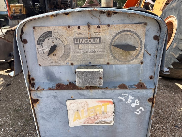 #2585-•-lincoln-sa-400-welding-machine-|-parts-or-repair-image-4