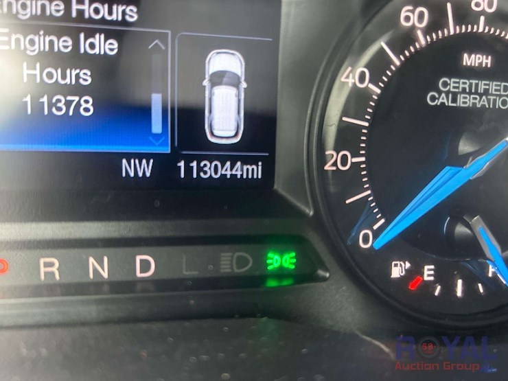 2018-ford-explorer-image-11