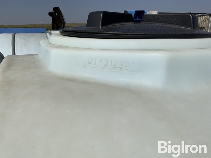 2550-gallon-poly-tank-image-17