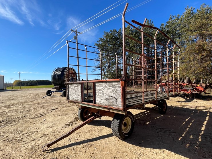 #5925-•-16'-hay-rack-image-1