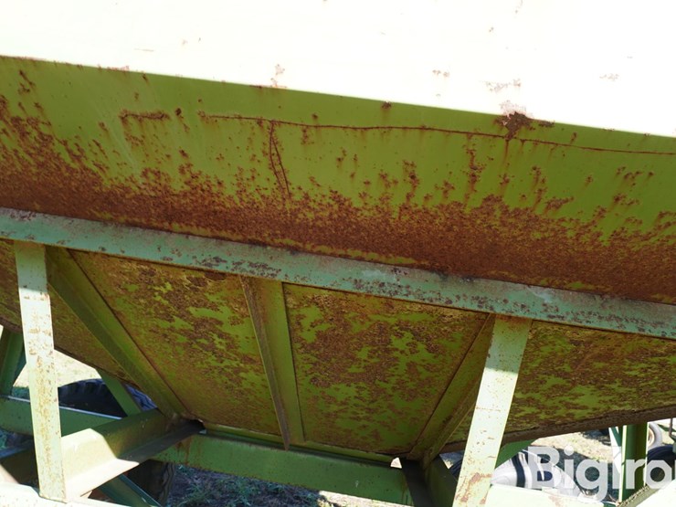 john-deere-1075-image-18