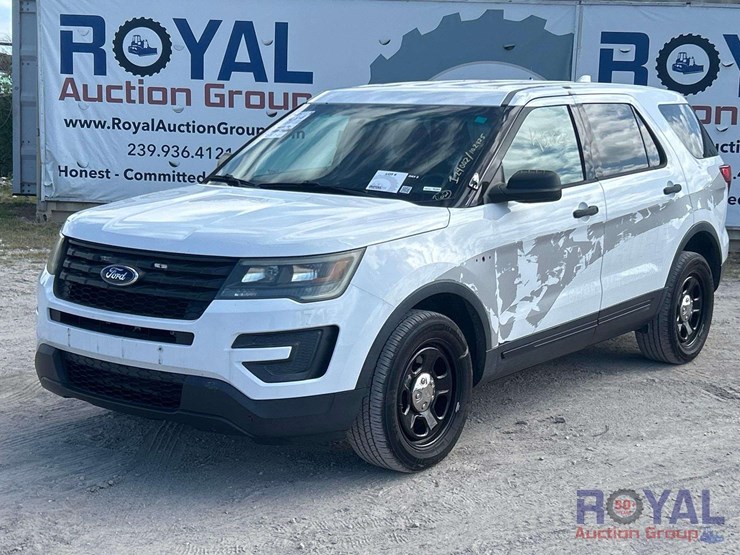 2017-ford-explorer-image-1